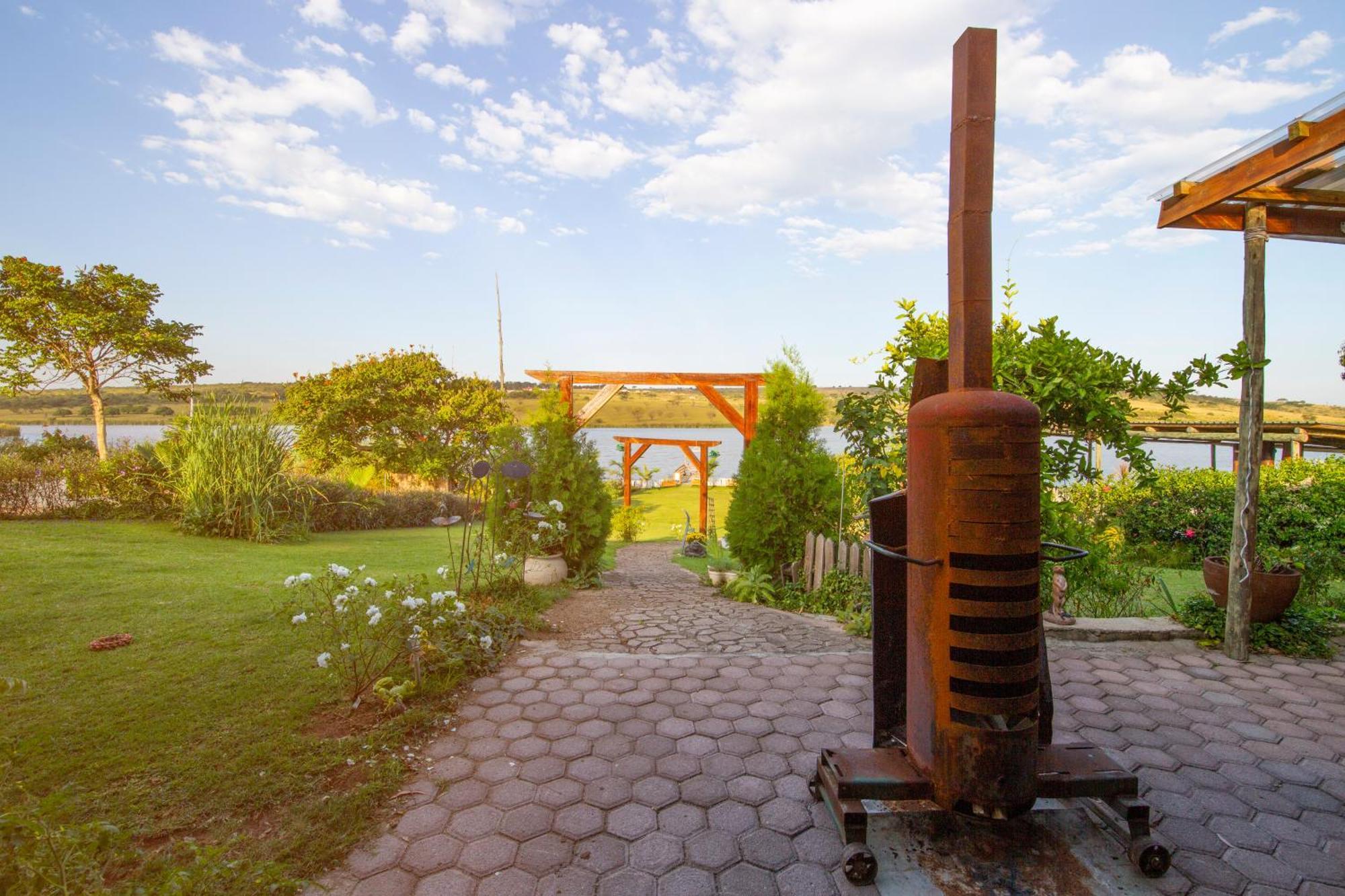 Goggas Nest Bnb & Restaurant Matsapha Екстериор снимка