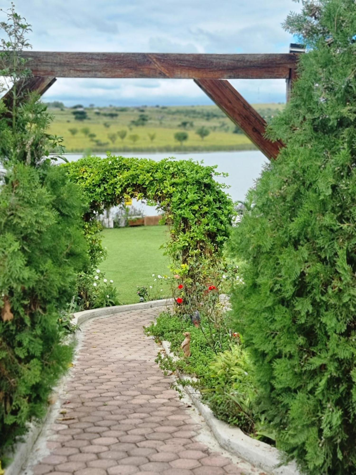 Goggas Nest Bnb & Restaurant Matsapha Екстериор снимка